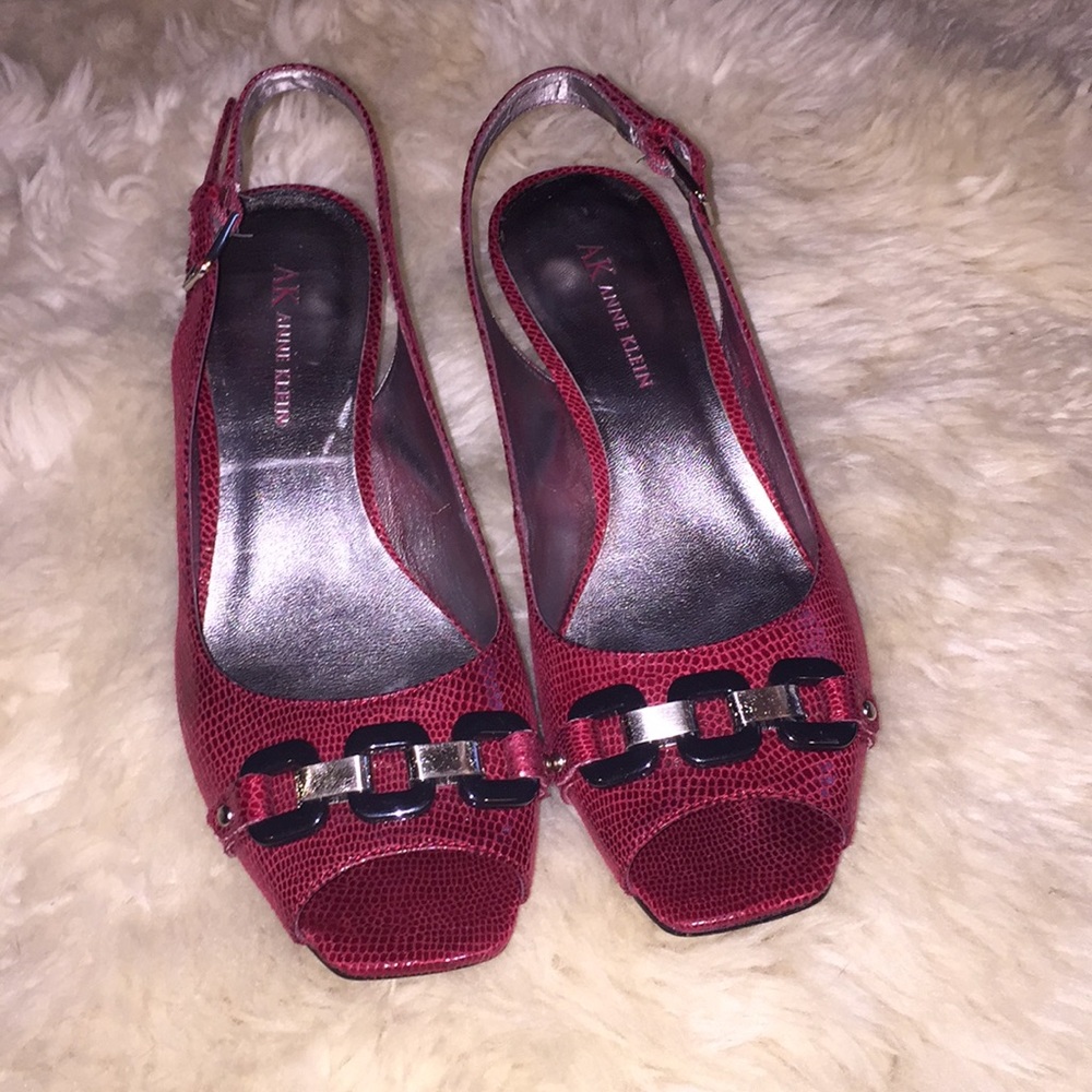 Anne Klein Open Toe Chain Link Shoes